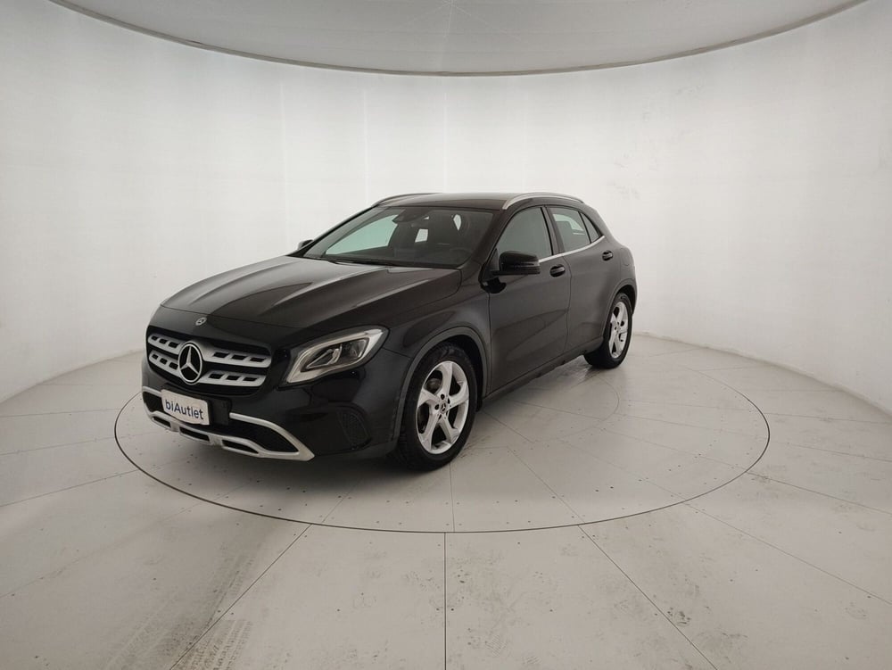 Mercedes-Benz GLA SUV usata a Alessandria