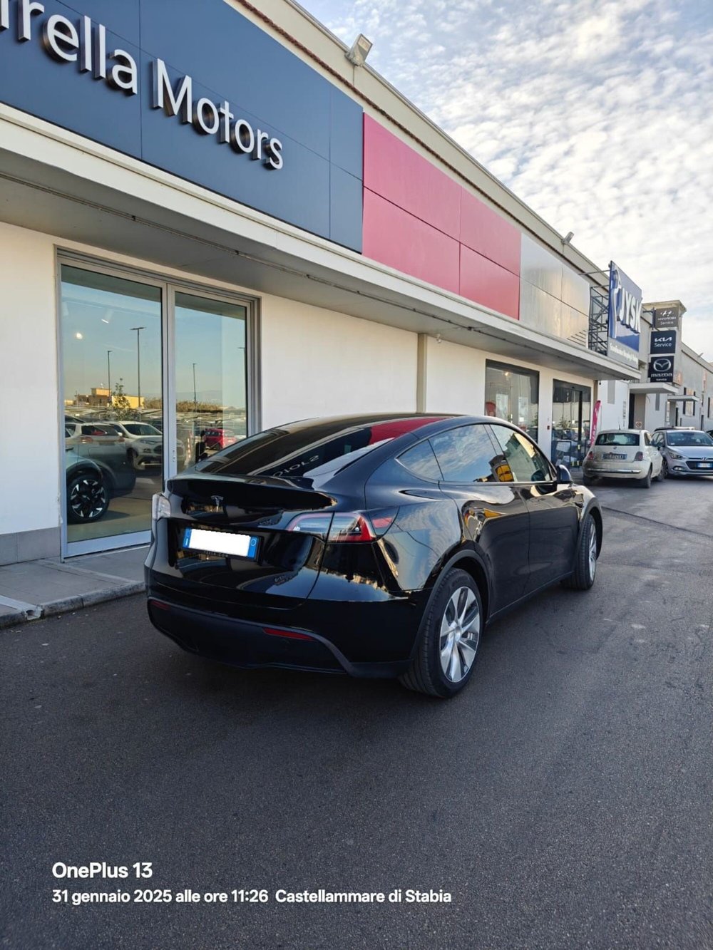 Tesla Model Y usata a Napoli (6)