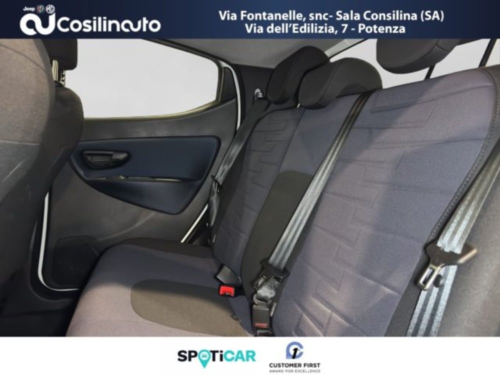 Lancia Ypsilon usata a Salerno (10)