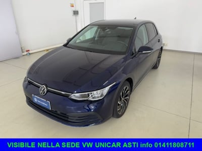 Volkswagen Golf Variant 1.0 eTSI EVO DSG Life del 2022 usata a Alba