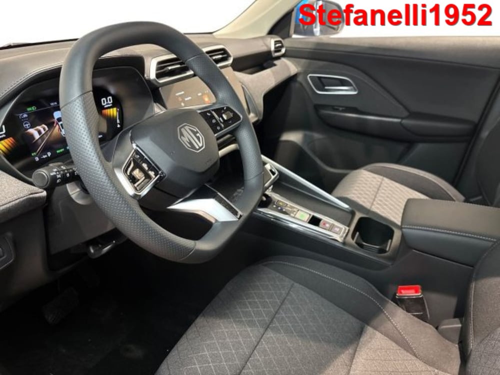 Mg ZS EV nuova a Bologna (11)