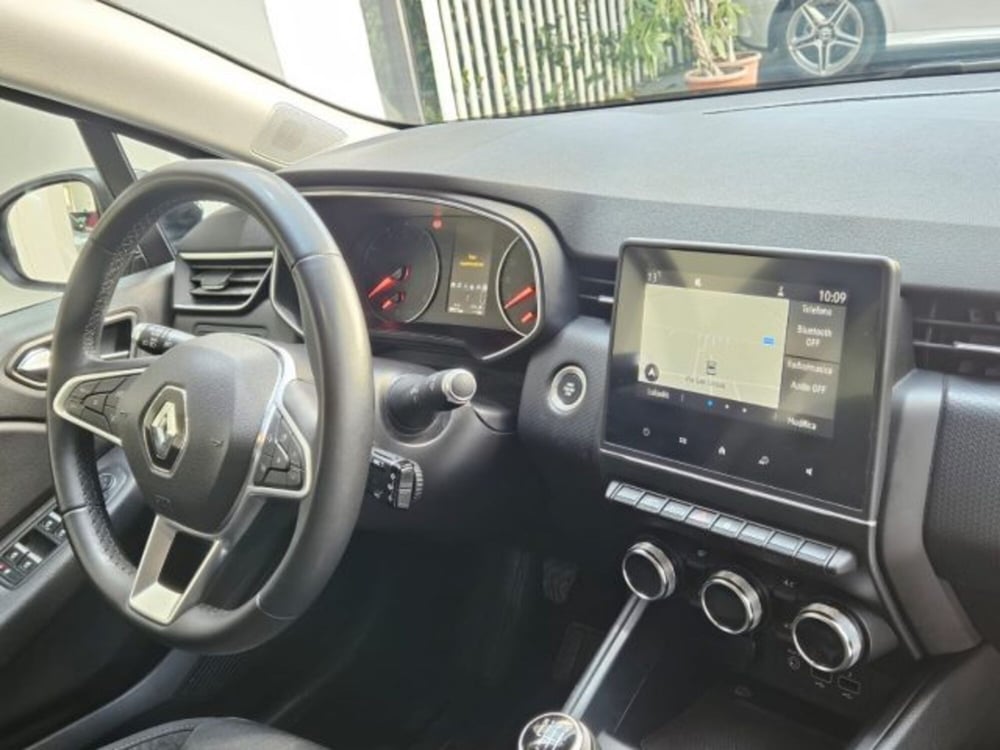 Renault Clio usata a Napoli (20)