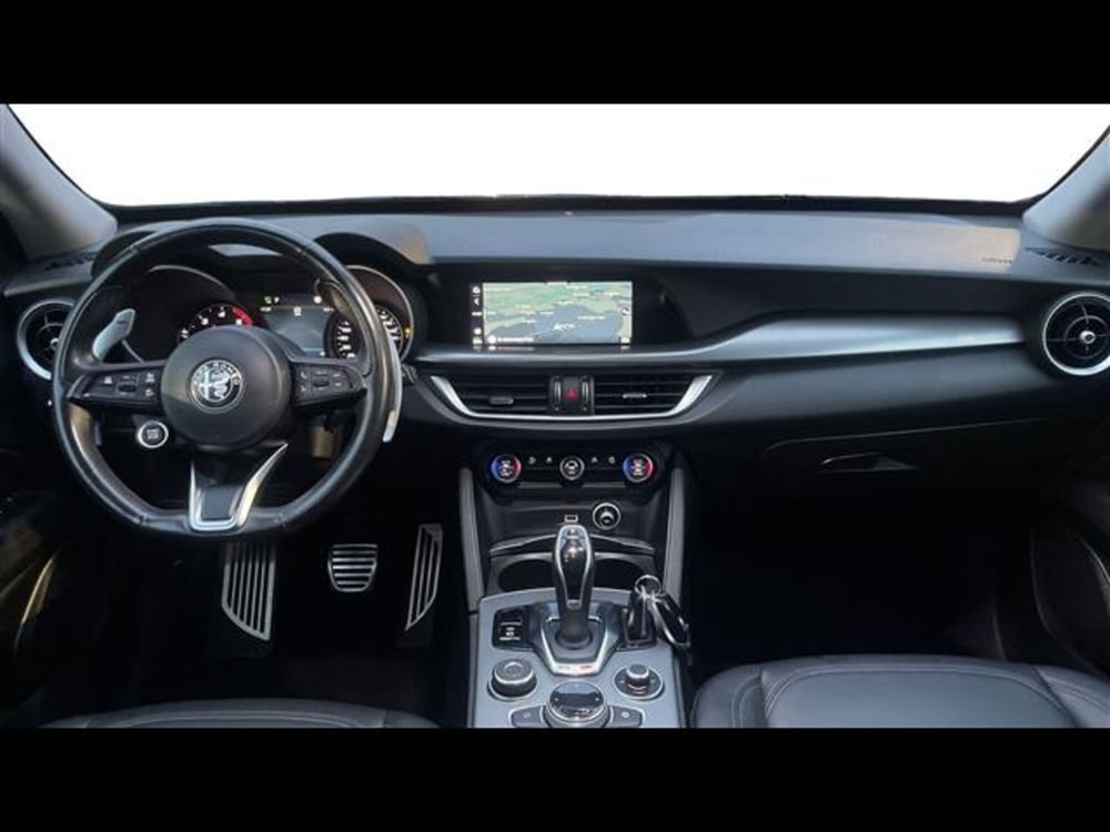 Alfa Romeo Stelvio usata a Treviso (7)