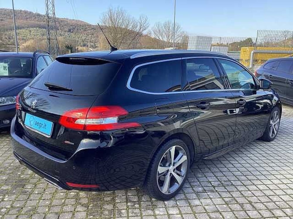 Peugeot 308 usata a Roma (9)