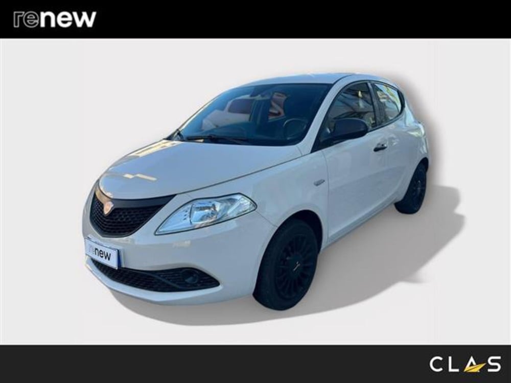 Lancia Ypsilon usata a Livorno