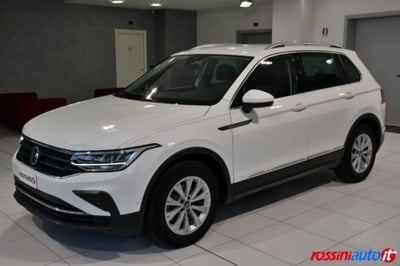 Volkswagen Tiguan 1.5 TSI ACT Life del 2022 usata a Quinzano d&#039;Oglio