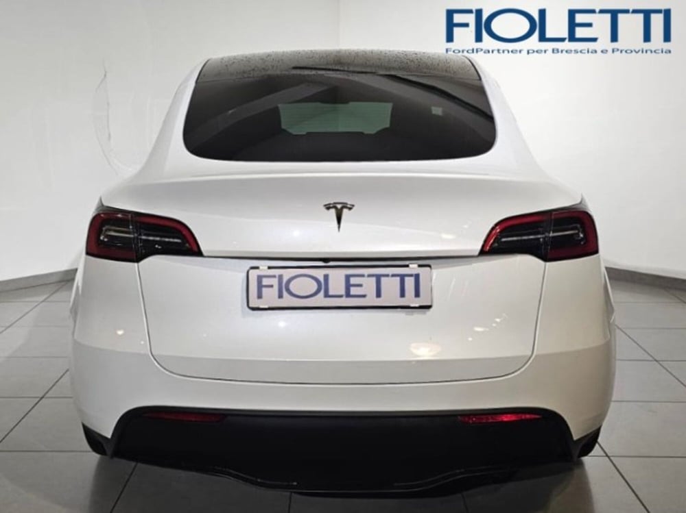 Tesla Model Y usata a Brescia (5)