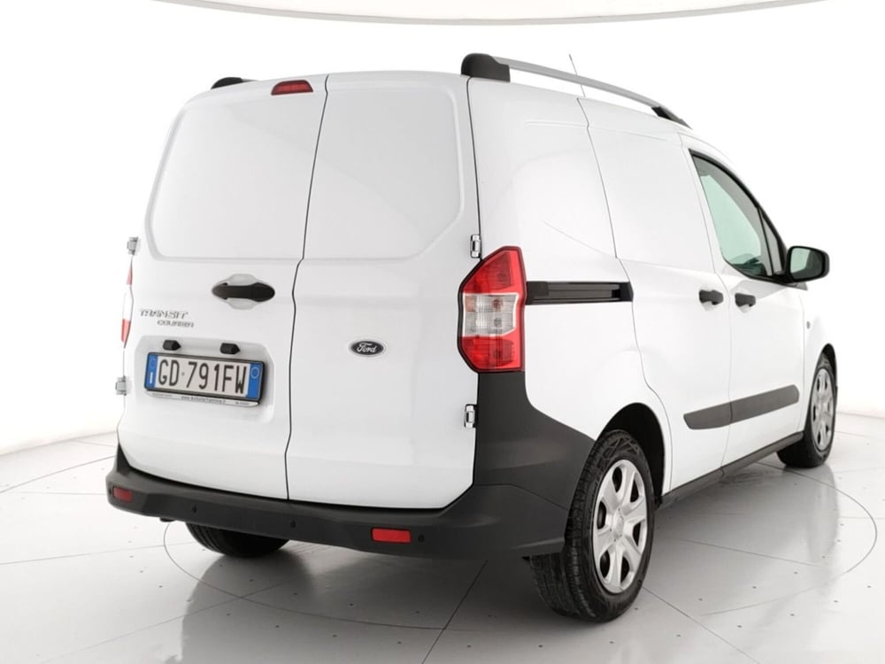 Ford Transit Courier usata a Roma (2)