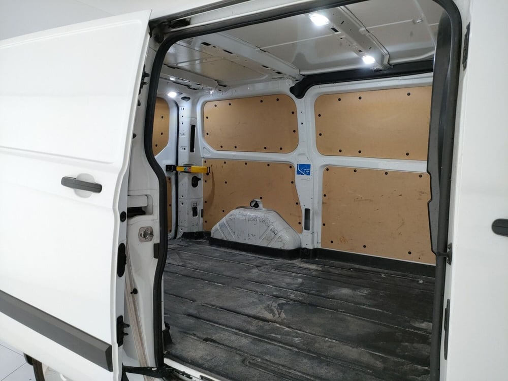 Ford Transit Custom Furgone usata a Roma (8)