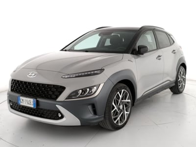 Hyundai Kona 1.6 gdi hev X Class Premium Pack 2wd dct del 2022 usata a Colleferro