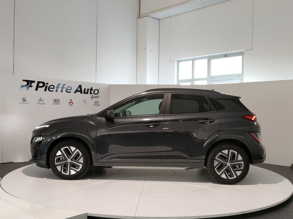 Hyundai Kona nuova a L'Aquila (2)