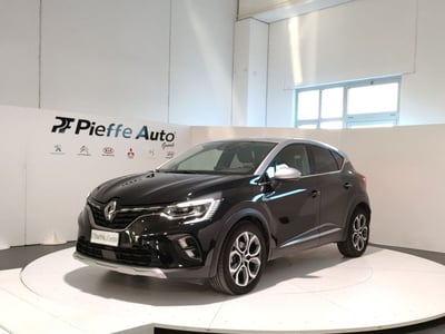 Renault Captur Plug-in Hybrid E-Tech 160 CV Intens  del 2020 usata a L&#039;Aquila