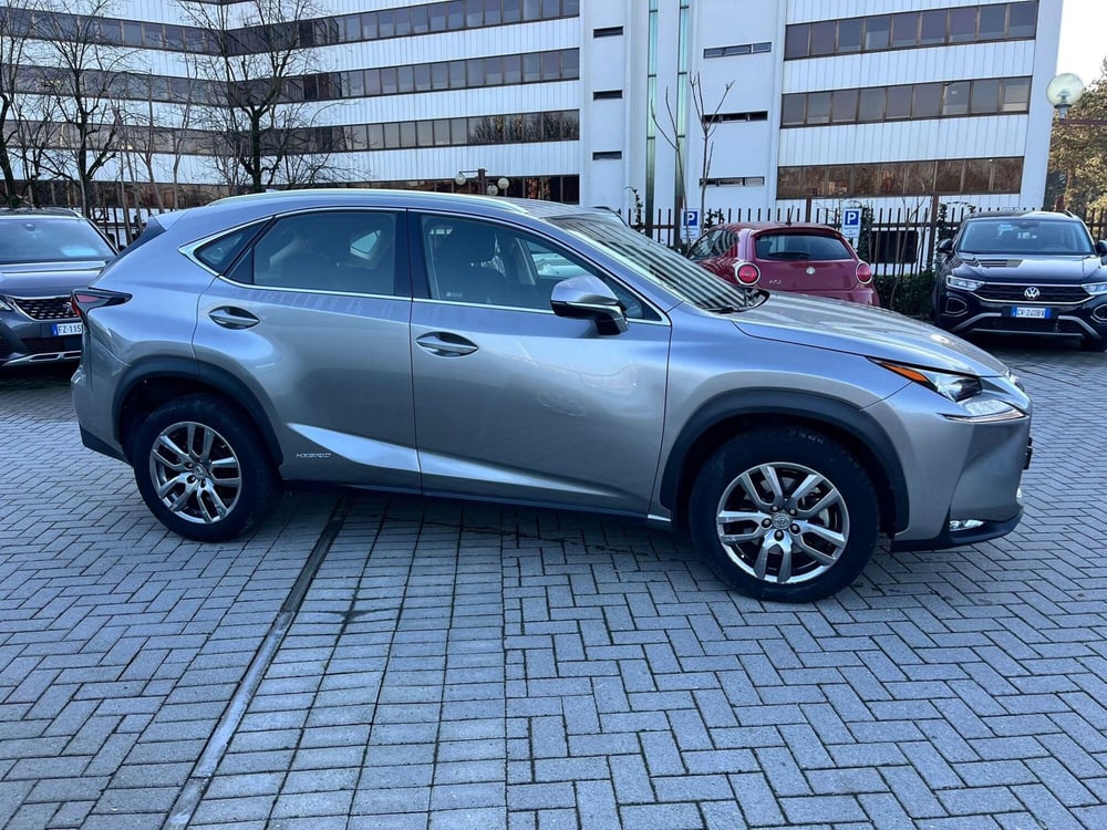 Lexus NX usata a Milano (4)