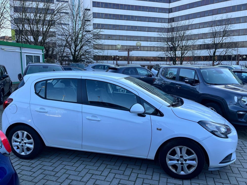 Opel Corsa usata a Milano (5)