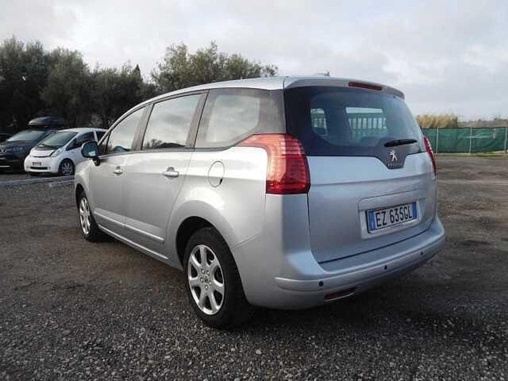 Peugeot 5008 usata a Roma (6)