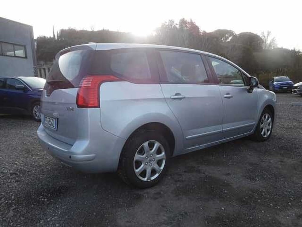 Peugeot 5008 usata a Roma (8)