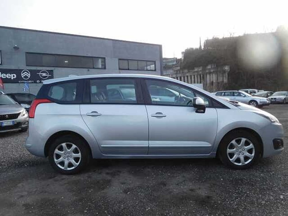 Peugeot 5008 usata a Roma (9)