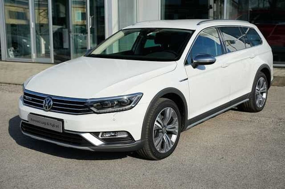 Volkswagen Passat Variant usata a Rovigo