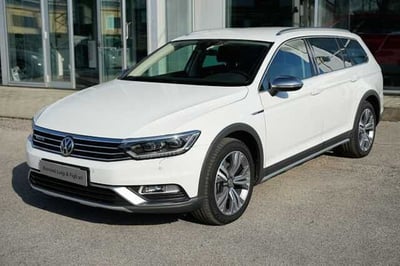 Volkswagen Passat Variant Alltrack 2.0 TDI 190 CV 4MOTION DSG BMT  del 2016 usata a Rovigo