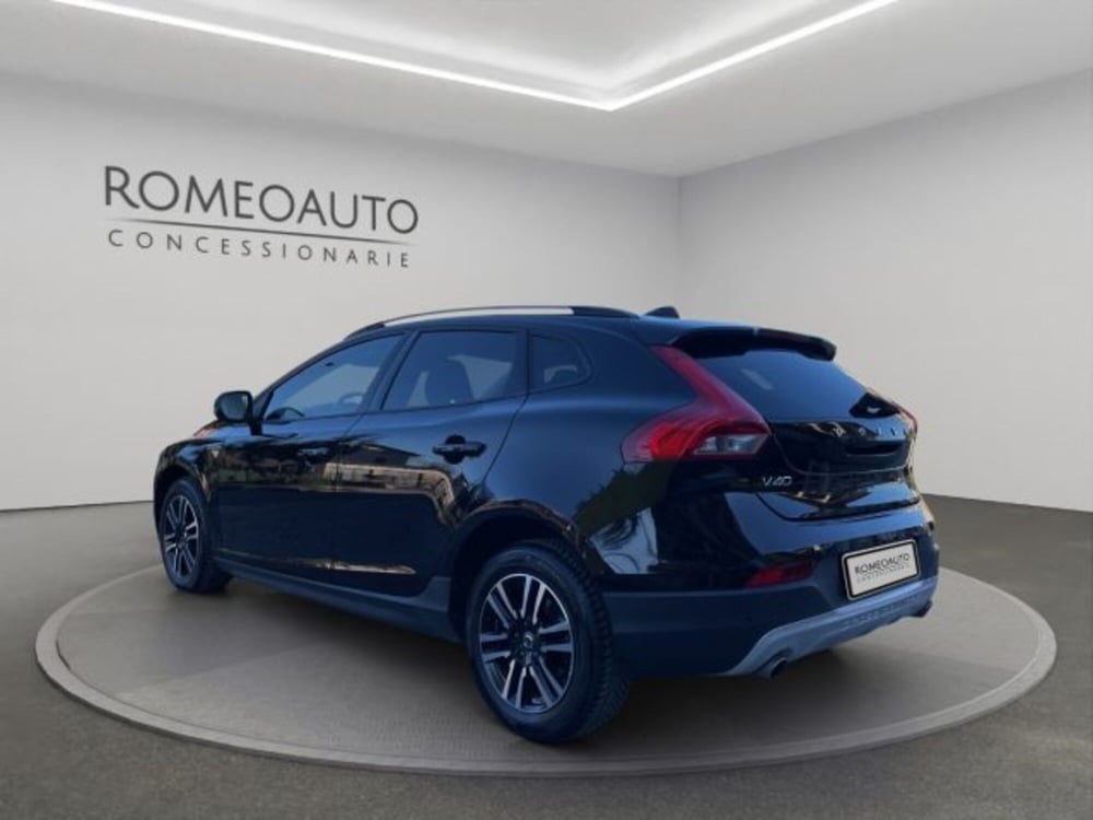 Volvo V40 Cross Country usata a Perugia (3)