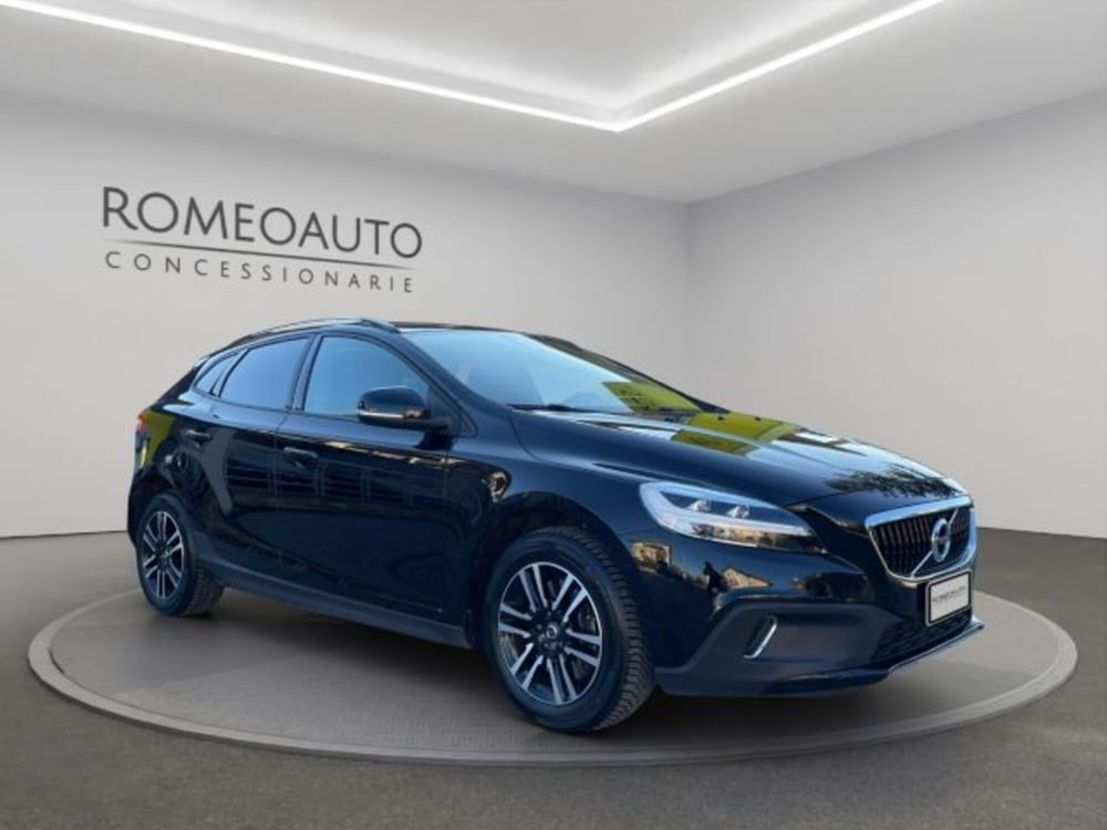 Volvo V40 Cross Country usata a Perugia (7)