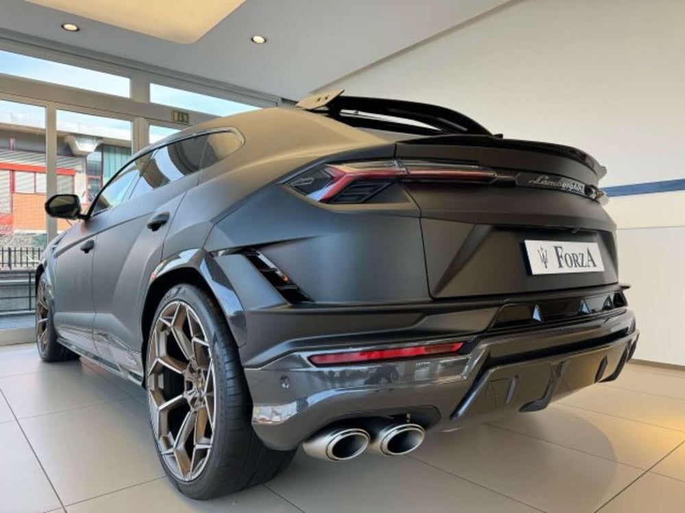 Lamborghini Urus usata a Torino (15)