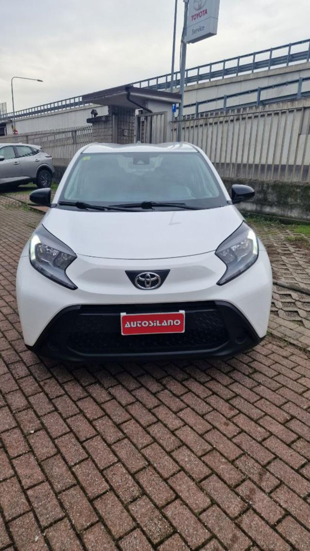 Toyota Aygo X usata a Milano (4)