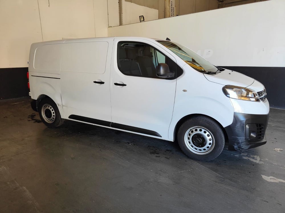 Opel Vivaro Furgone usata a Milano (3)