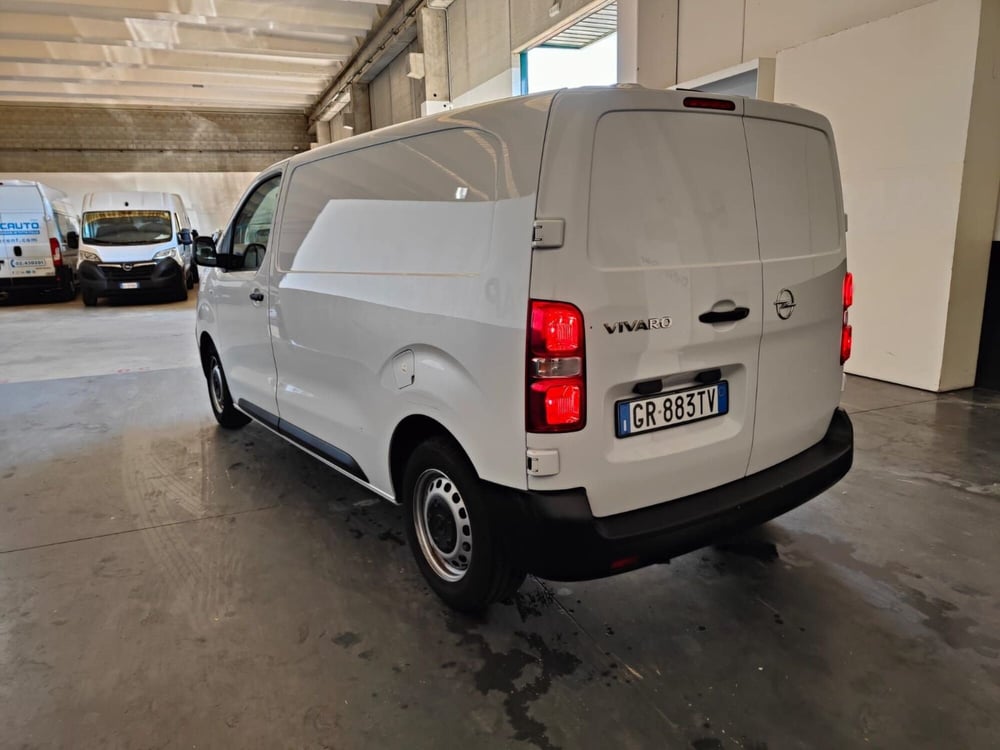 Opel Vivaro Furgone usata a Milano (4)