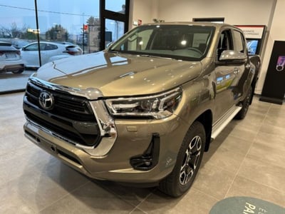 Toyota Hilux 2.D-4D 4WD porte Double Cab Executive  nuova a Cuneo