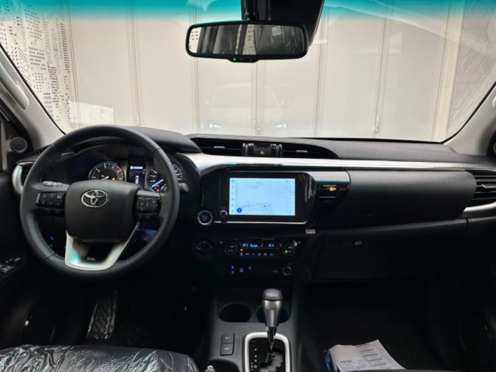 Toyota Hilux nuova a Cuneo (11)