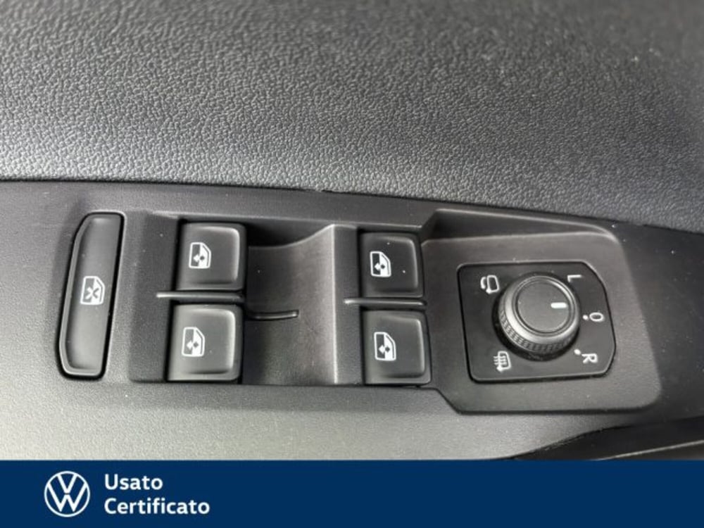 Volkswagen Taigo usata a Vicenza (11)