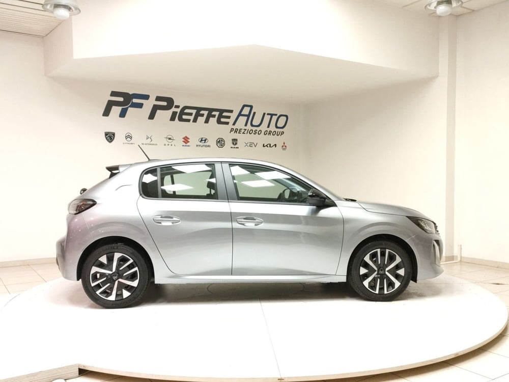 Peugeot 208 nuova a Teramo (3)