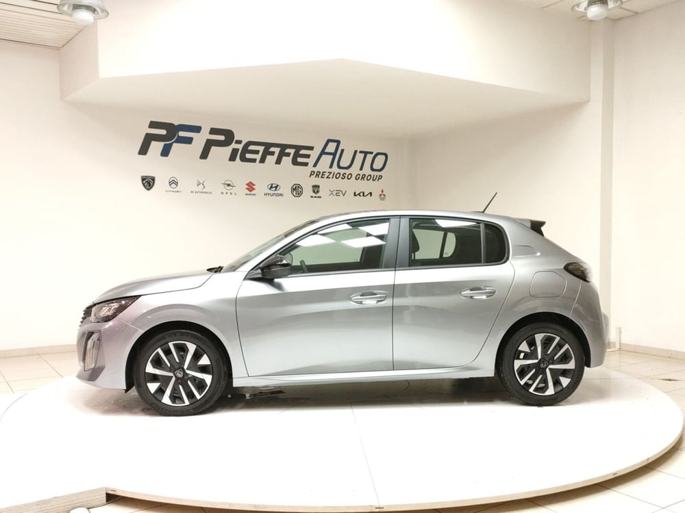 Peugeot 208 nuova a Teramo (6)