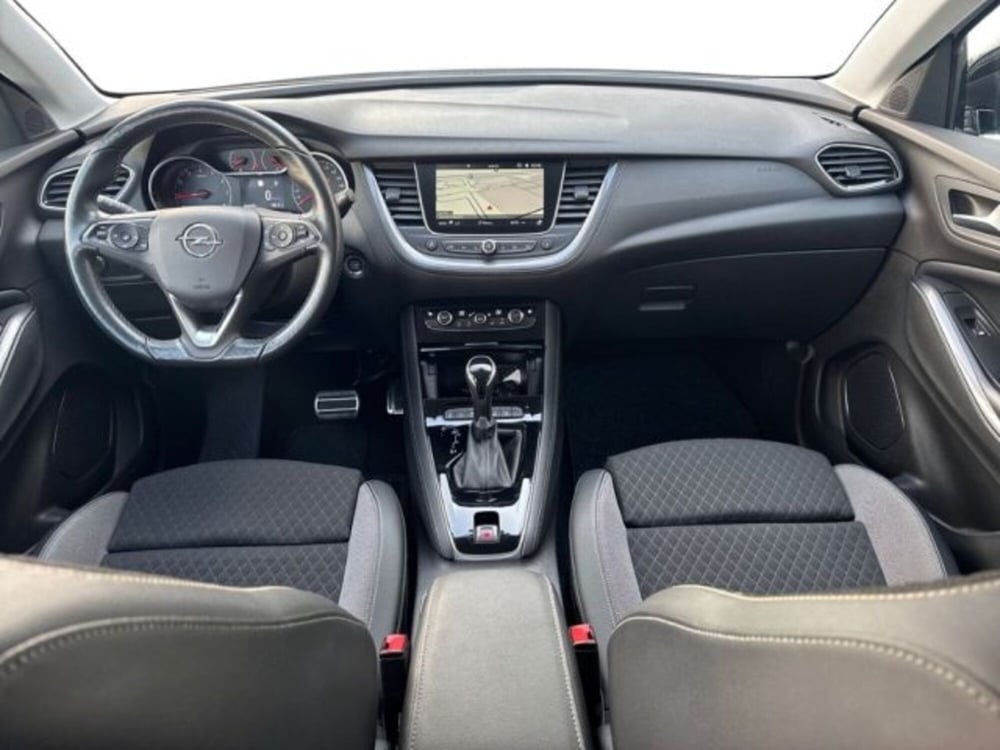 Opel Grandland X usata a Ancona (11)