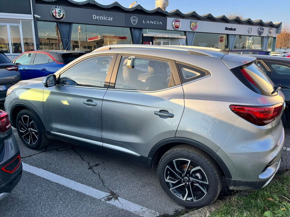 Mg ZS nuova a Milano (3)