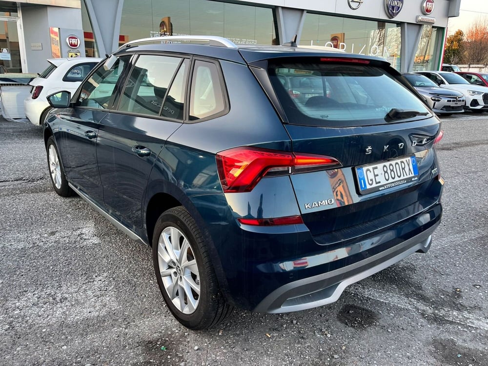 Skoda Kamiq usata a Milano (6)