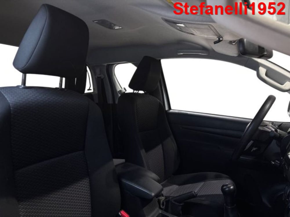 Toyota Hilux usata a Bologna (16)