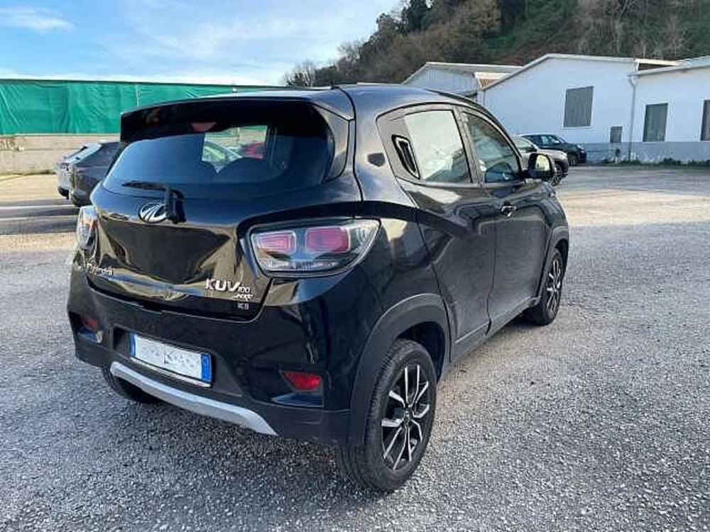 Mahindra KUV100 usata a Caserta (4)