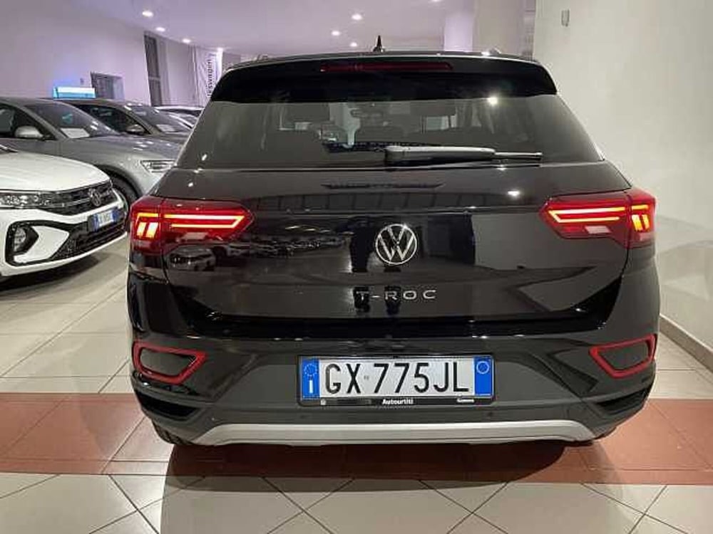 Volkswagen T-Roc nuova a Genova (4)