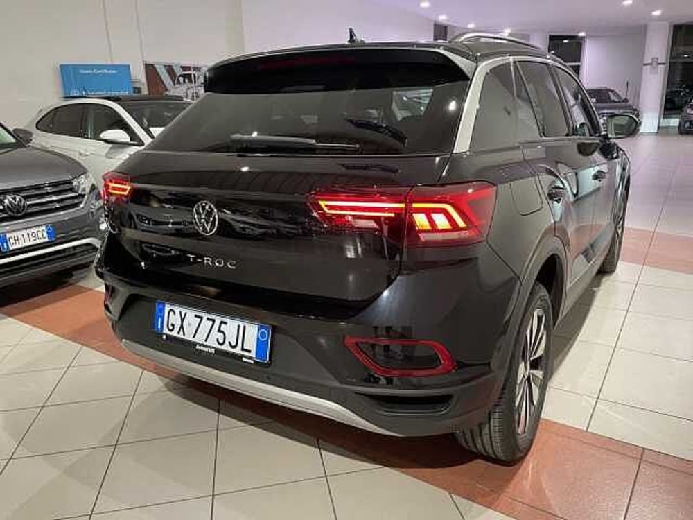 Volkswagen T-Roc nuova a Genova (5)