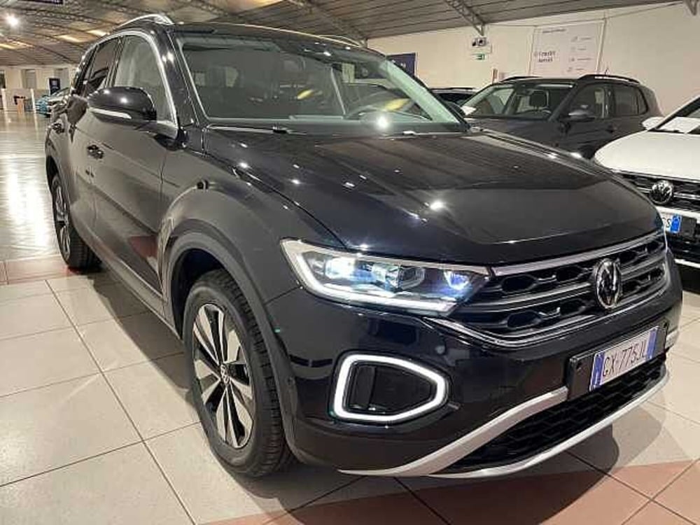 Volkswagen T-Roc nuova a Genova (6)