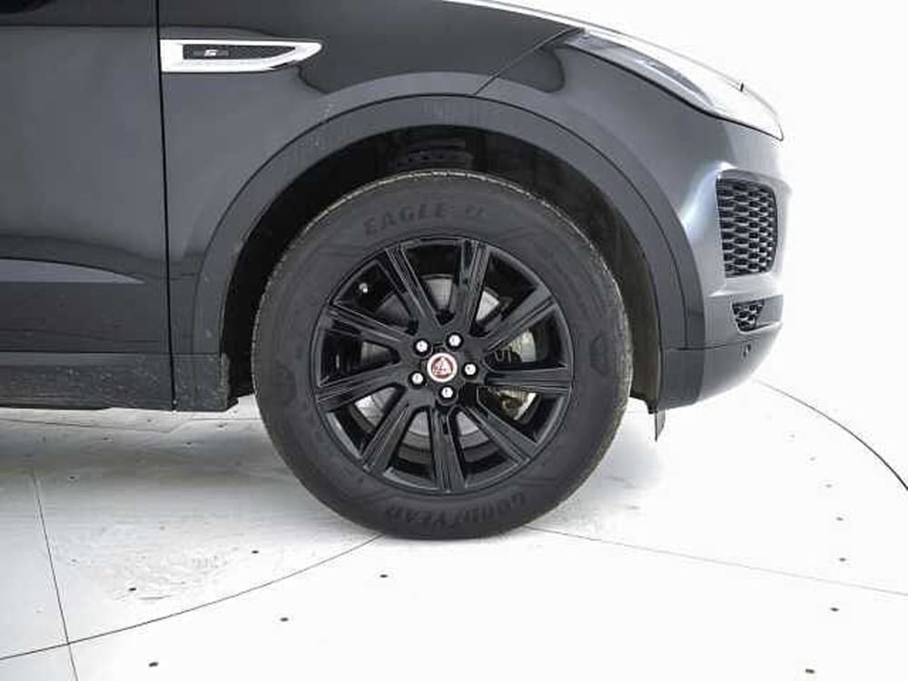 Jaguar E-Pace usata a Viterbo (9)