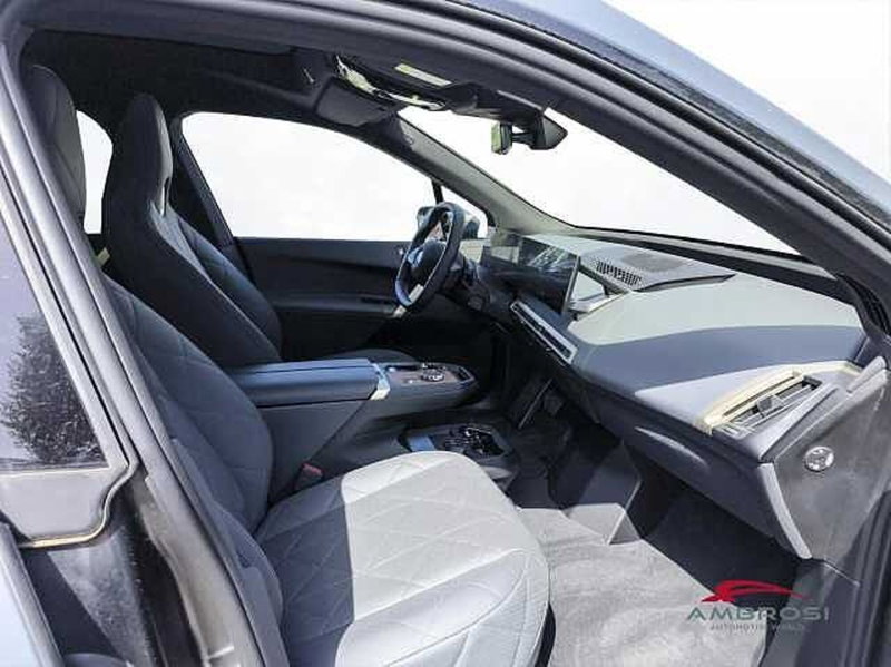 BMW iX nuova a Viterbo (12)
