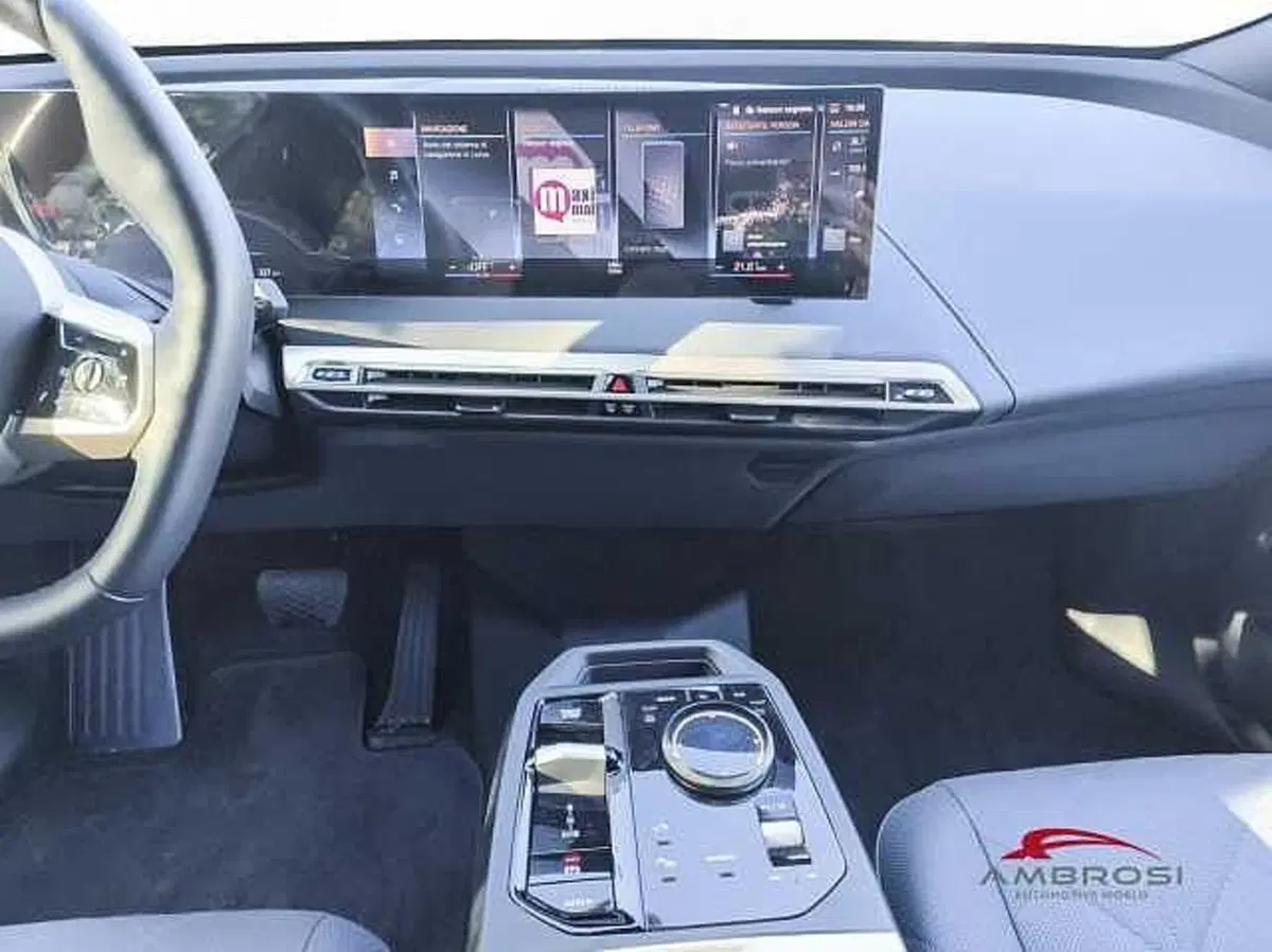 BMW iX nuova a Viterbo (15)