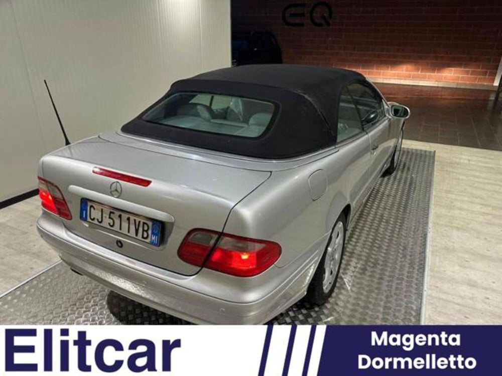 Mercedes-Benz CLK usata a Milano (11)