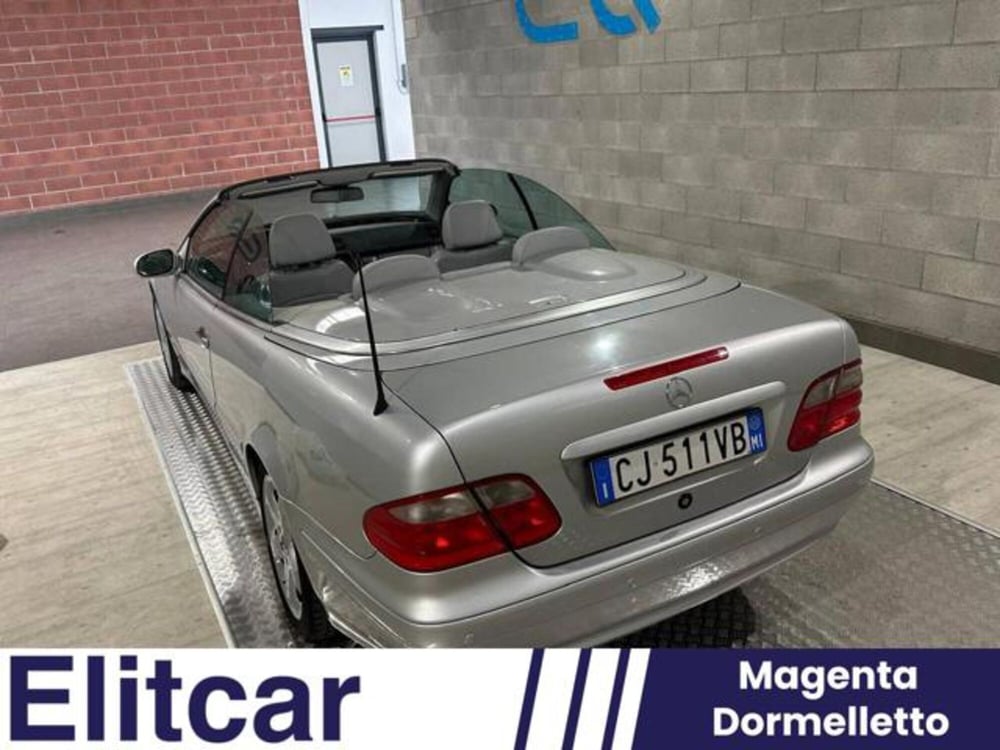 Mercedes-Benz CLK usata a Milano (7)