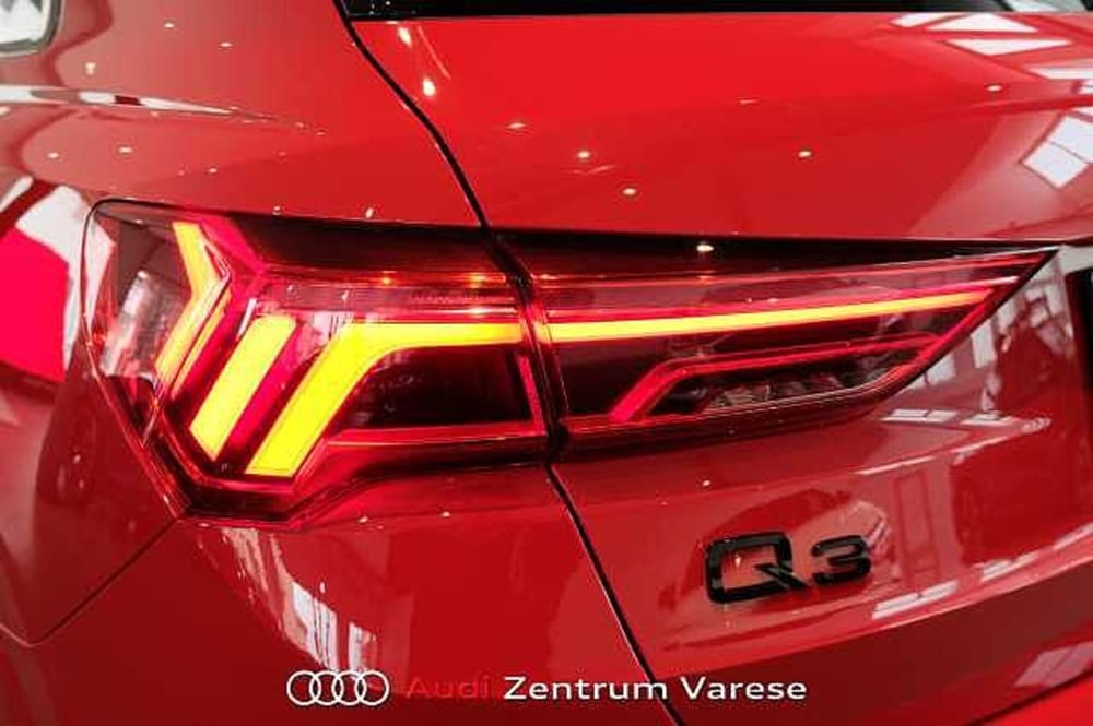 Audi Q3 nuova a Varese (5)