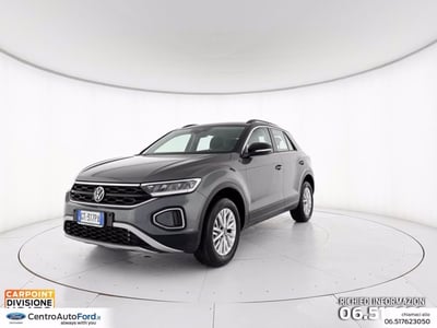 Volkswagen T-Roc 2.0 tdi Life 150cv dsg del 2024 usata a Albano Laziale