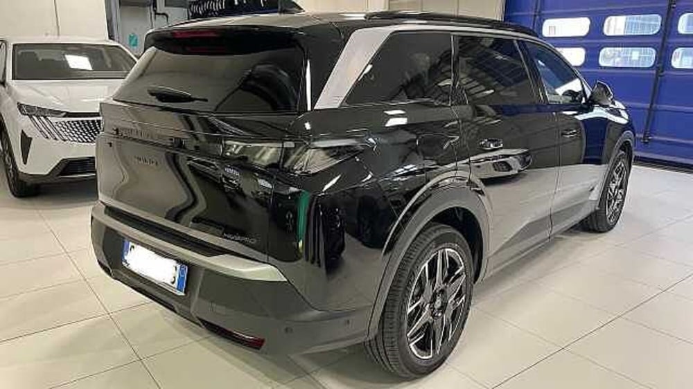 Peugeot 5008 nuova a Milano (6)